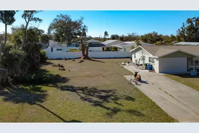 1144 Pineland Avenue, Venice, FL 34285 - Photo 40