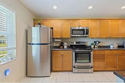 405 Cordova Green, Seminole, FL 33777 - Photo 14