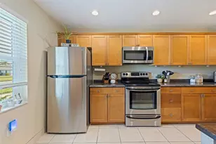 405 Cordova Green, Seminole, FL 33777 - Photo 14