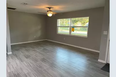 38415 9th Avenue, Zephyrhills, FL 33542 - Photo 10