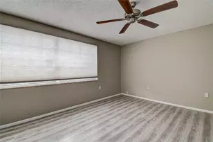 9805 Scenic Dr, Port Richey, FL 34668 - Photo 18