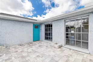 9805 Scenic Dr, Port Richey, FL 34668 - Photo 36