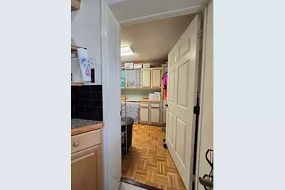 8140 Terrace Garden Drive N #204, Saint Petersburg, FL 33709 - Photo 10