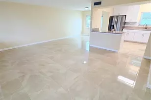 4725 Soapstone Dr, Tampa, FL 33615 - Photo 12