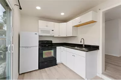 910 Jones Street #C, Clearwater, FL 33755 - Photo 2