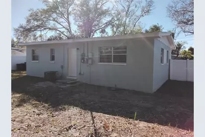 327 Barbara Circle, Belleair, FL 33756 - Photo 4