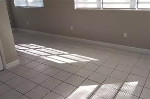 327 Barbara Cir, Belleair, FL 33756 - Photo 8