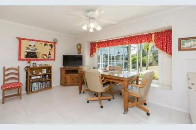 2207 N Creek Court, Sun City Center, FL 33573 - Photo 16