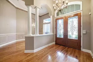 12002 Hope Ln, Tampa, FL 33618 - Photo 6