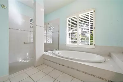 12002 Hope Lane, Tampa, FL 33618 - Photo 34