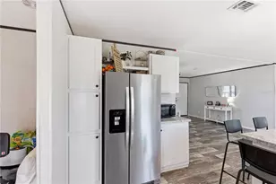 6109 Pinetree Dr, Fort Meade, FL 33841 - Photo 12