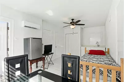 2521 W Crest Avenue, Tampa, FL 33614 - Photo 40