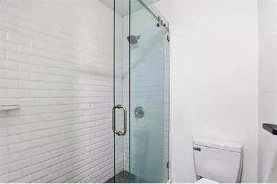 2521 W Crest Avenue, Tampa, FL 33614 - Photo 20