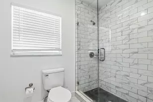 2521 W Crest Ave, Tampa, FL 33614 - Photo 16