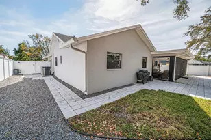 1533 Foxcroft Dr W, Palm Harbor, FL 34683 - Photo 40