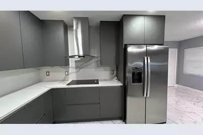 6711 Webb Road, Tampa, FL 33615 - Photo 14