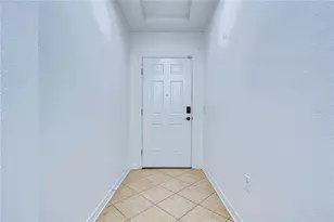 7809 Tuscany Woods Dr, Tampa, FL 33647 - Photo 2