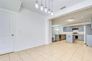 7809 Tuscany Woods Dr, Tampa, FL 33647 - Photo 12