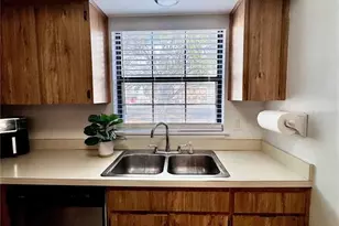 14804 Winding Creek Ct, Tampa, FL 33613 - Photo 10