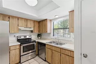 14804 Winding Creek Ct, Tampa, FL 33613 - Photo 18