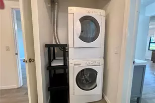 1185 Mission Cir, Clearwater, FL 33759 - Photo 14