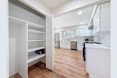 11366 88th Avenue, Seminole, FL 33772 - Photo 12