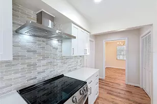 11366 88th Ave, Seminole, FL 33772 - Photo 16