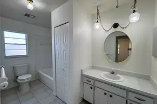 1008 Yellowbird Pl, Sun City Center, FL 33573 - Photo 16