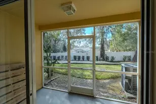 6327 Maisie Rd, Zephyrhills, FL 33542 - Photo 32