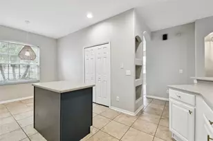 8106 Kendelwick Ct, Tampa, FL 33647 - Photo 12