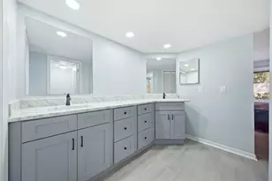 3401 Cypress Head Ct, Tampa, FL 33618 - Photo 20