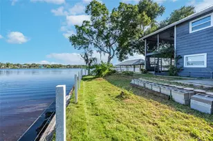 9901 Bay Dr, Gibsonton, FL 33534 - Photo 52
