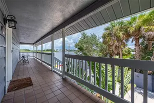 9901 Bay Dr, Gibsonton, FL 33534 - Photo 2
