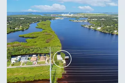 9901 Bay Drive, Gibsonton, FL 33534 - Photo 92