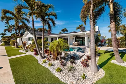 2032 Kansas Avenue NE, Saint Petersburg, FL 33703 - Photo 10