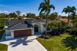 2032 Kansas Ave NE, Saint Petersburg, FL 33703 - Photo 58