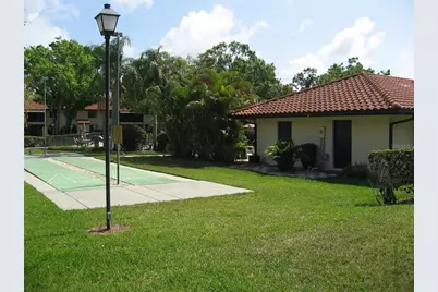 5654 Gardens Drive, Sarasota, FL 34243 - Photo 40