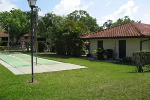 5654 Gardens Dr, Sarasota, FL 34243 - Photo 40