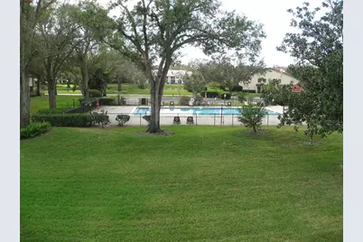 5654 Gardens Drive, Sarasota, FL 34243 - Photo 30