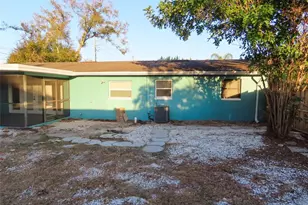 1798 Faulds Rd N, Clearwater, FL 33756 - Photo 32