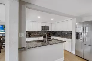 5240 43rd Terrace N, Saint Petersburg, FL 33709 - Photo 6