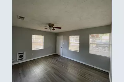 3118 E 33rd Avenue, Tampa, FL 33610 - Photo 2