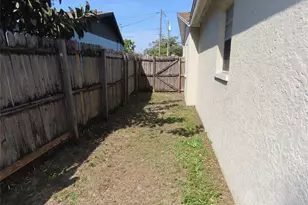 6666 56th Ave N, Saint Petersburg, FL 33709 - Photo 24