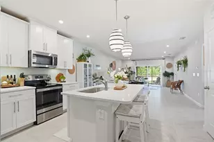 18093 Turning Leaf Cir, Land O Lakes, FL 34638 - Photo 18