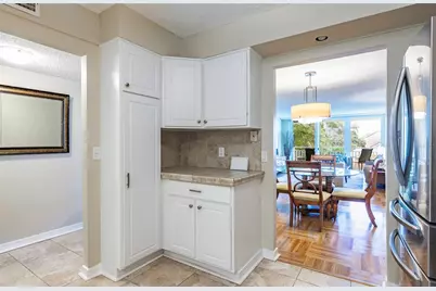 700 Beach Drive NE #406, Saint Petersburg, FL 33701 - Photo 8