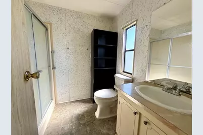 225 N Saint Thomas Circle, Apollo Beach, FL 33572 - Photo 10