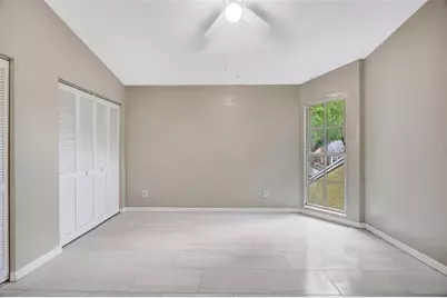 9465 Forest Hills Circle, Tampa, FL 33612 - Photo 48
