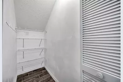 9465 Forest Hills Circle, Tampa, FL 33612 - Photo 32