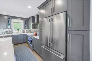 340 Pinellas Bayway S, Tierra Verde, FL 33715 - Photo 10