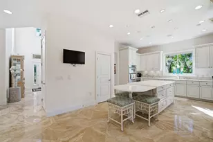 4117 W Azeele St, Tampa, FL 33609 - Photo 32